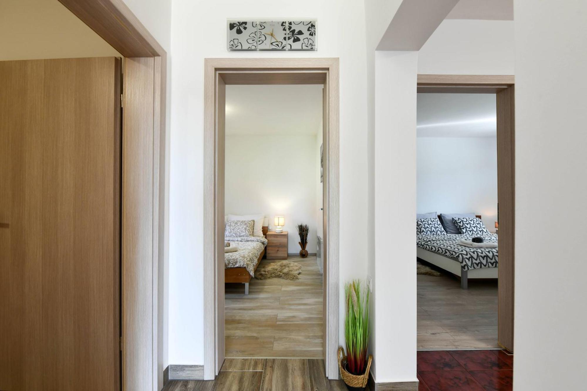 Apartman Tina Rakovica Ngoại thất bức ảnh