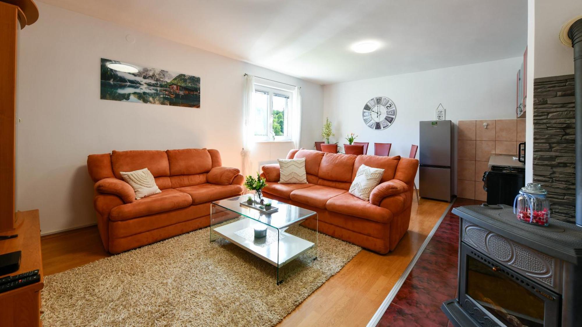 Apartman Tina Rakovica Ngoại thất bức ảnh